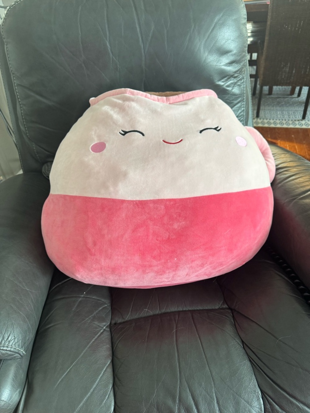 Squishmellow 24 inch Emory the‎ Latte